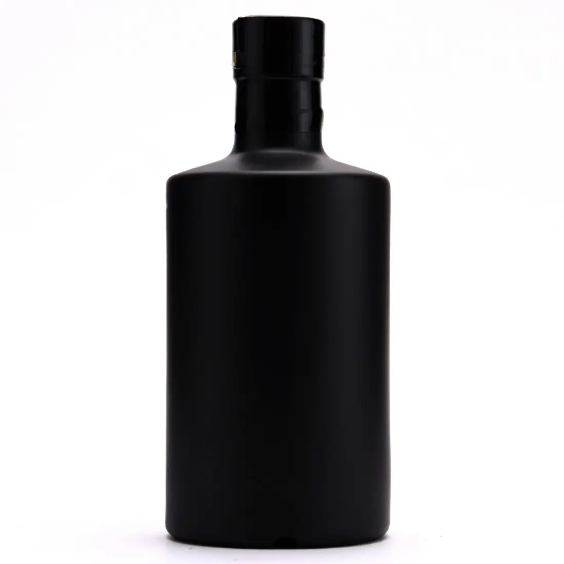 Image haute résolution de Romdeluxe Hampden Trelawny White DOK 2021