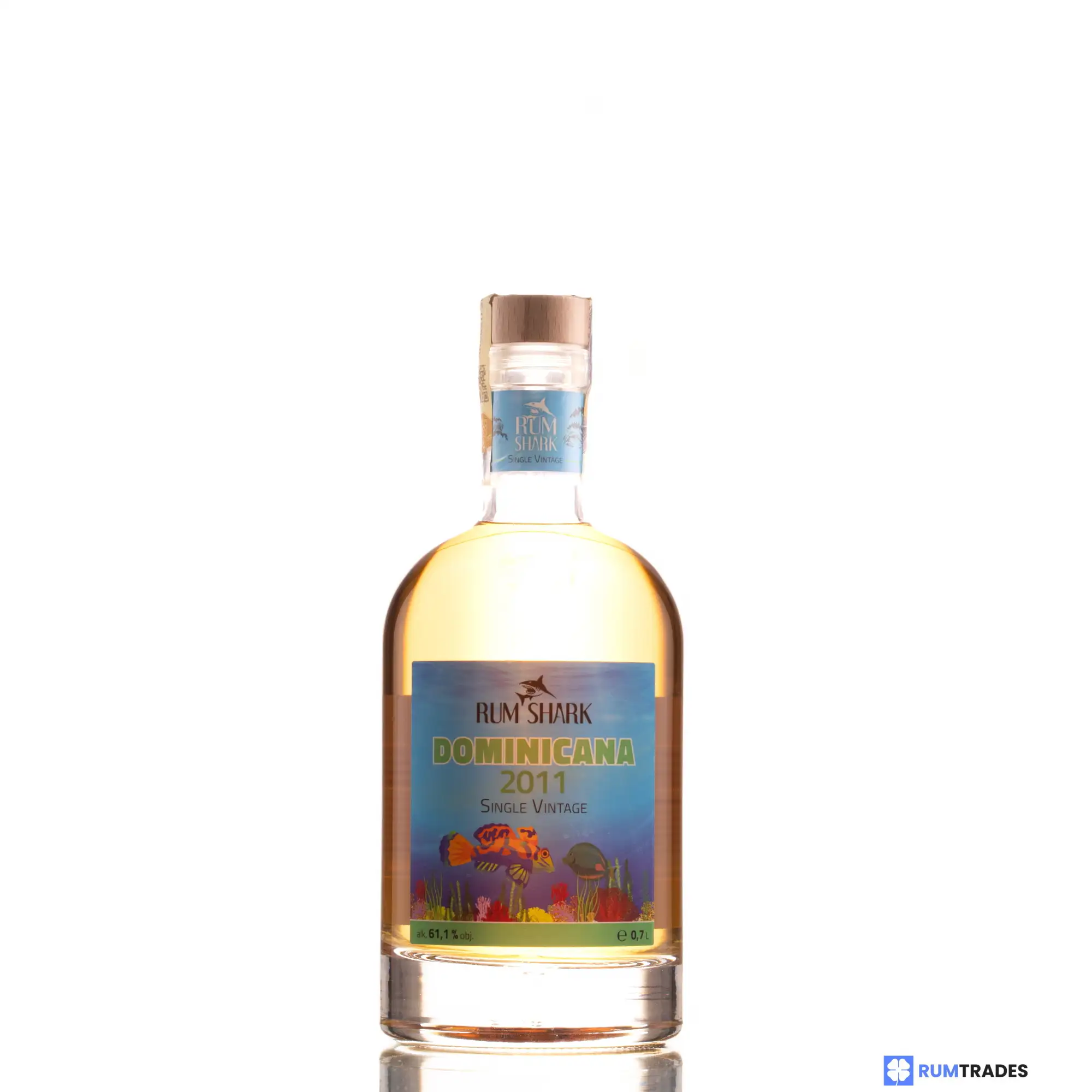 Image haute résolution de Rum Shark A.F.D. Dominicana 2011 (Blue Label)