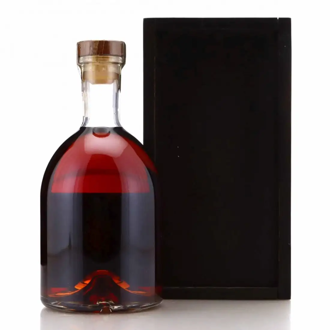 High resolution image of Tarlac Distillery Corp. Luisita Single Barrel Single Estate PX Cask 2015