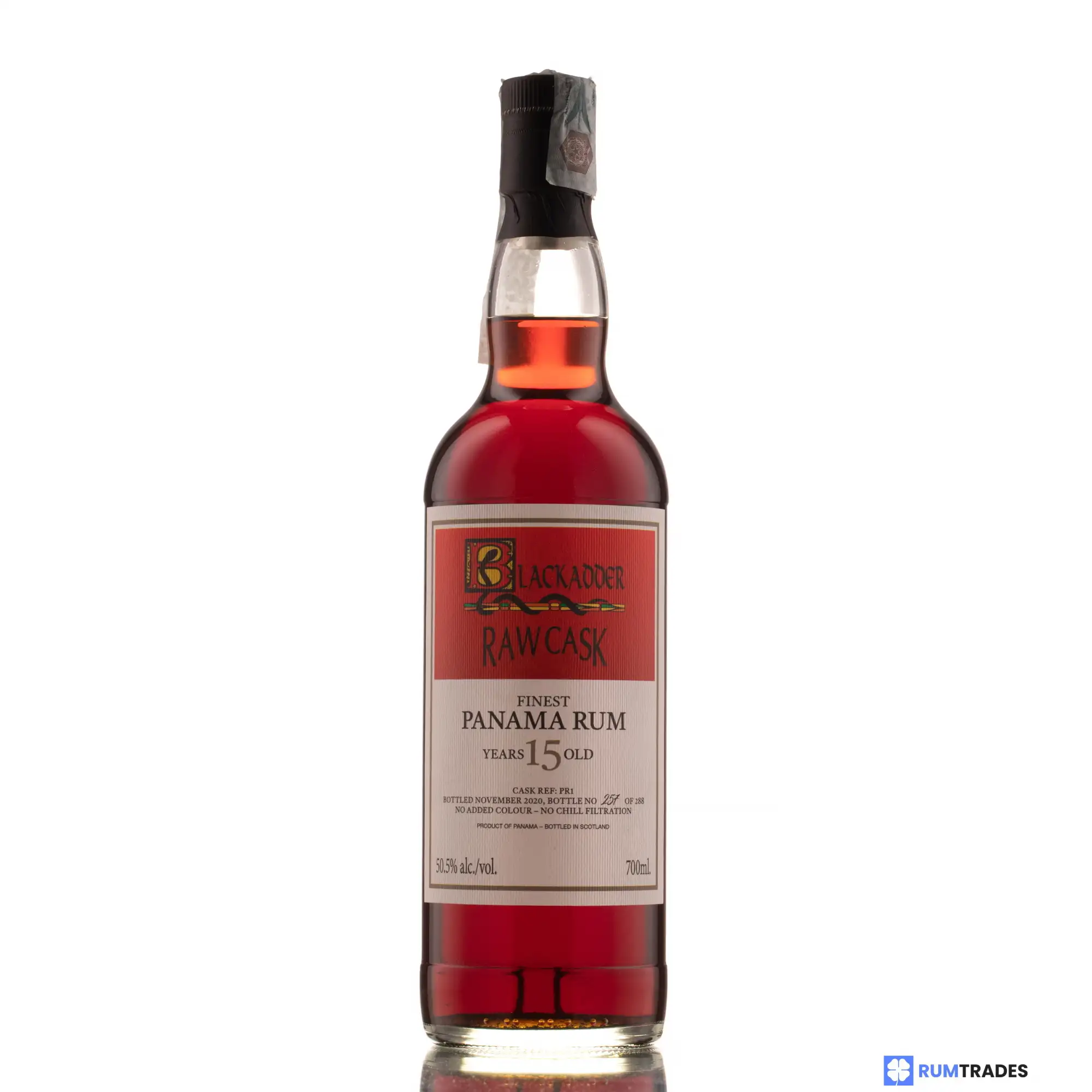 Image haute résolution de Blackadder Raw Cask Rum Finest Panama Rum 2005