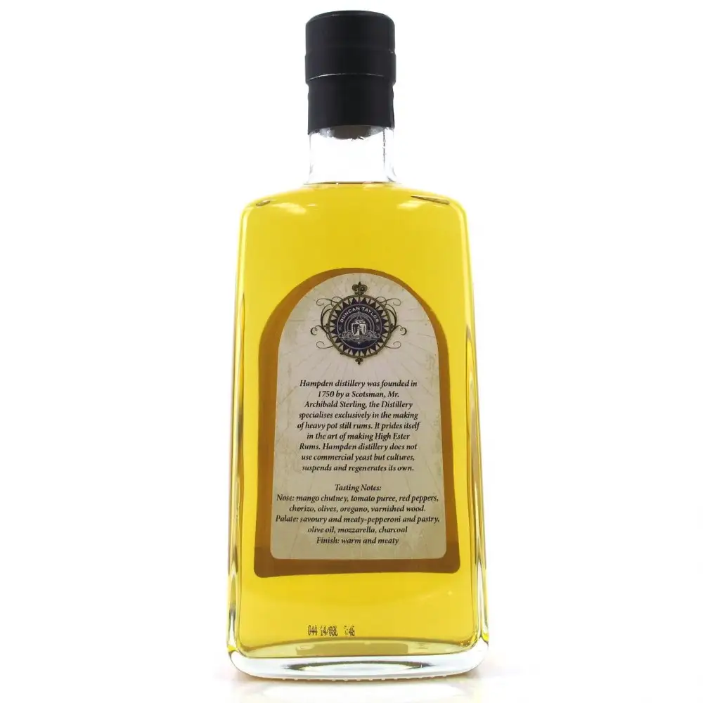 High resolution image of Duncan Taylor Hampden Single Cask Rum LROK 2000