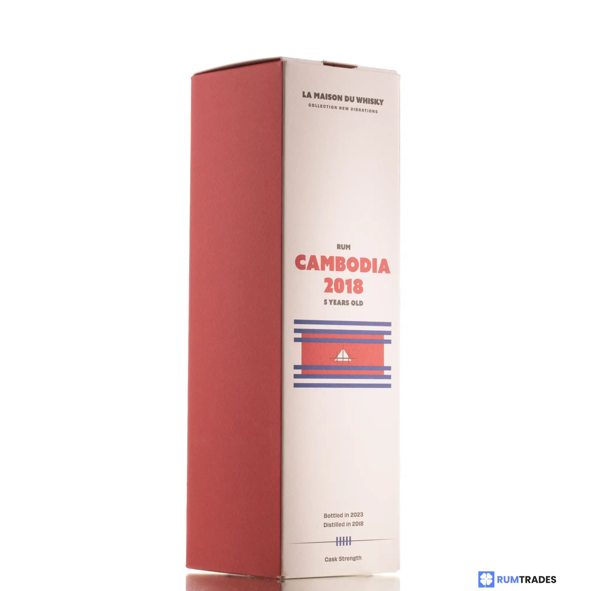 Image haute résolution de La Maison Du Whisky Samai Rhum Cambodia (Flag Series) 2018