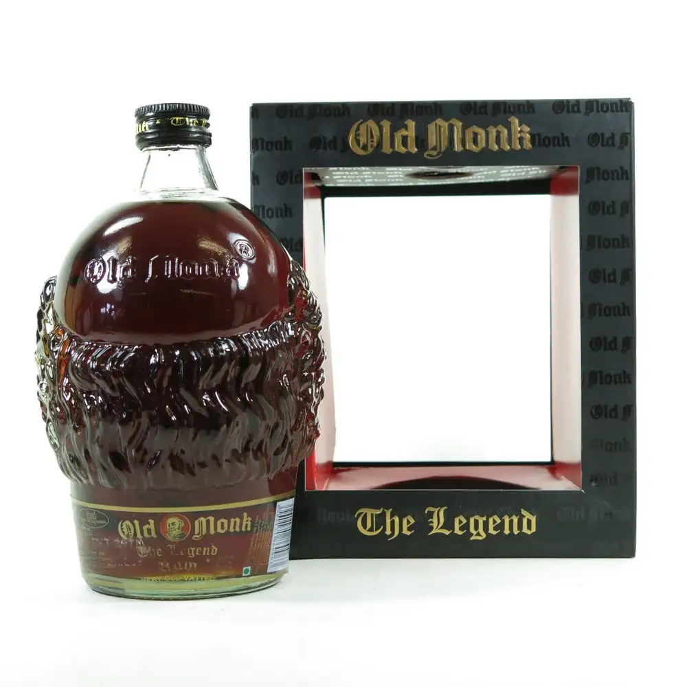Image haute résolution de Mohan Meakin Distillery Old Monk The Legend