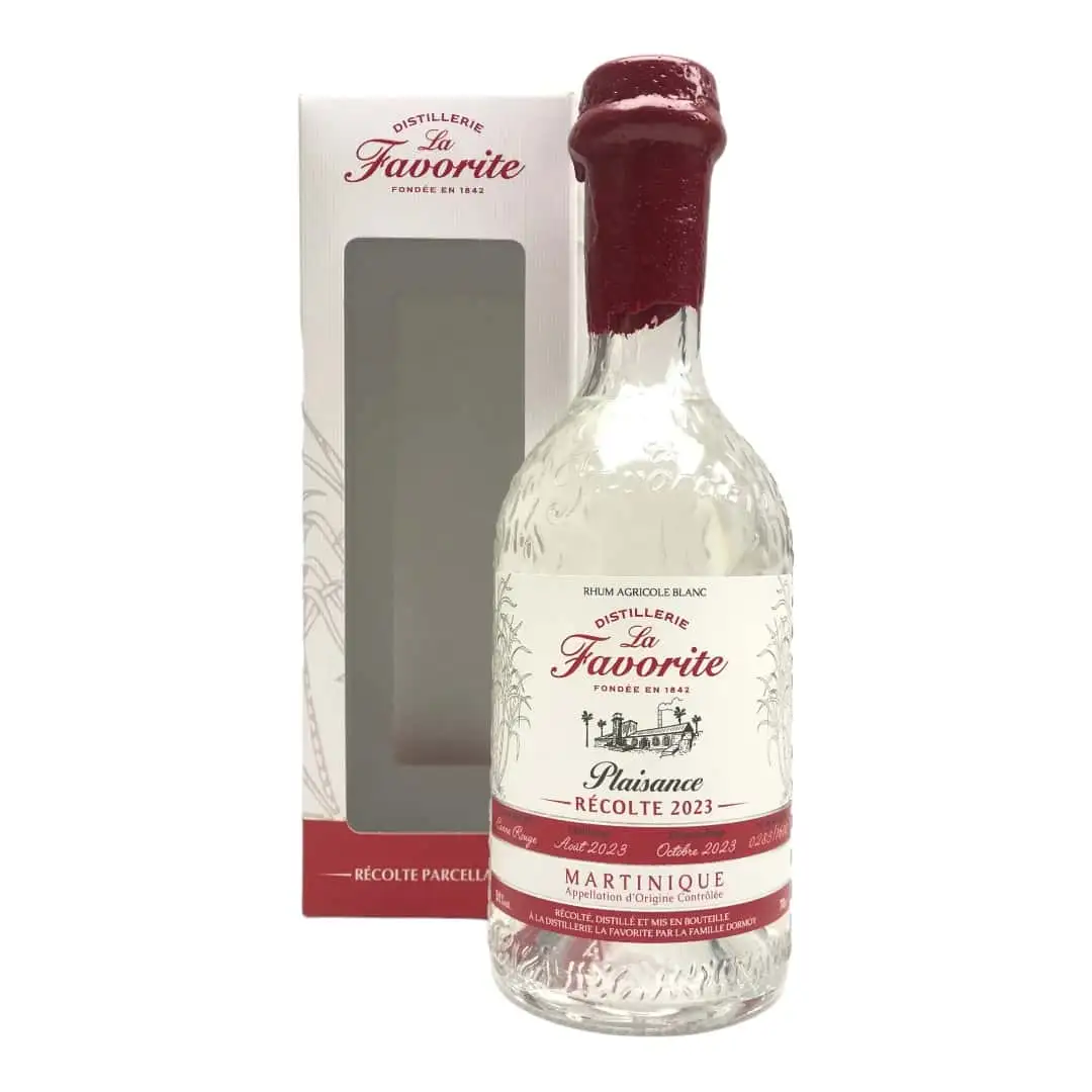 Bottle of La Favorite Plaisance Canne Rouge 2023