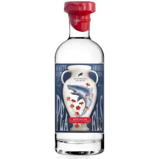 Bottle of Vagabond Spirits Rum Traditionnelle White Pearls
