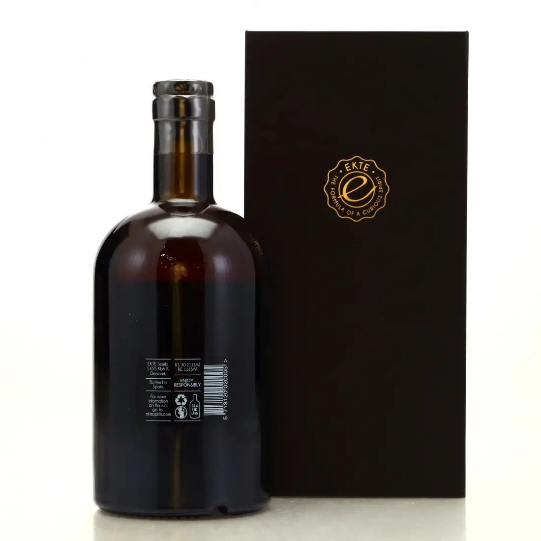 High resolution image of Ekte Rum No1 Panama Rum 11 2004