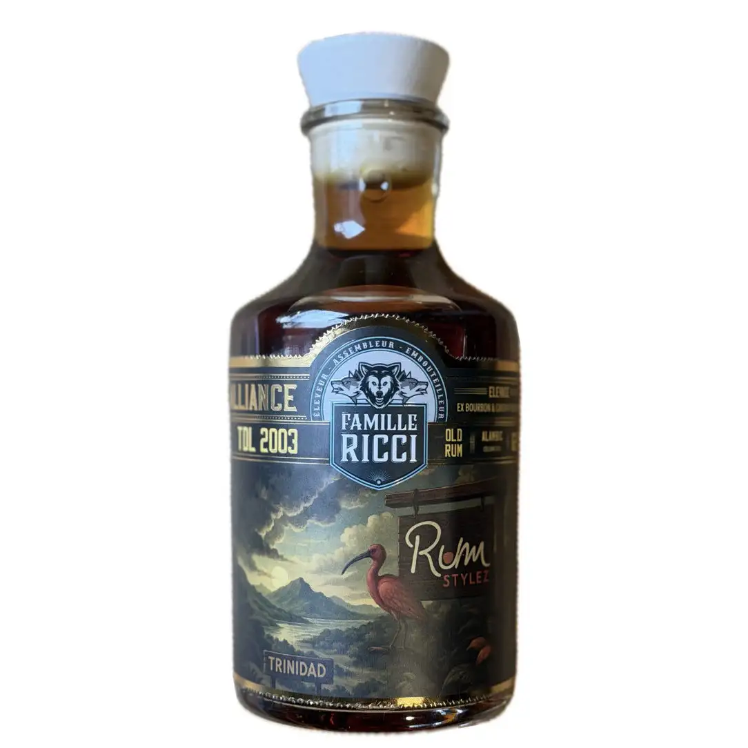 Bottle of Famille Ricci T.D.L Alliance Rum Stylez (Caroni Cask Finish) 2003