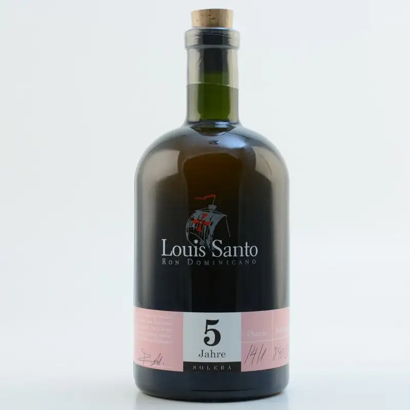 Bottle of Kesselherz Oliver & Oliver Louis Santo