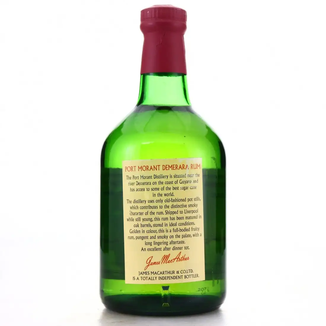 High resolution image of James MacArthur Versailles Port Morant - Fine Rum Selection 1990