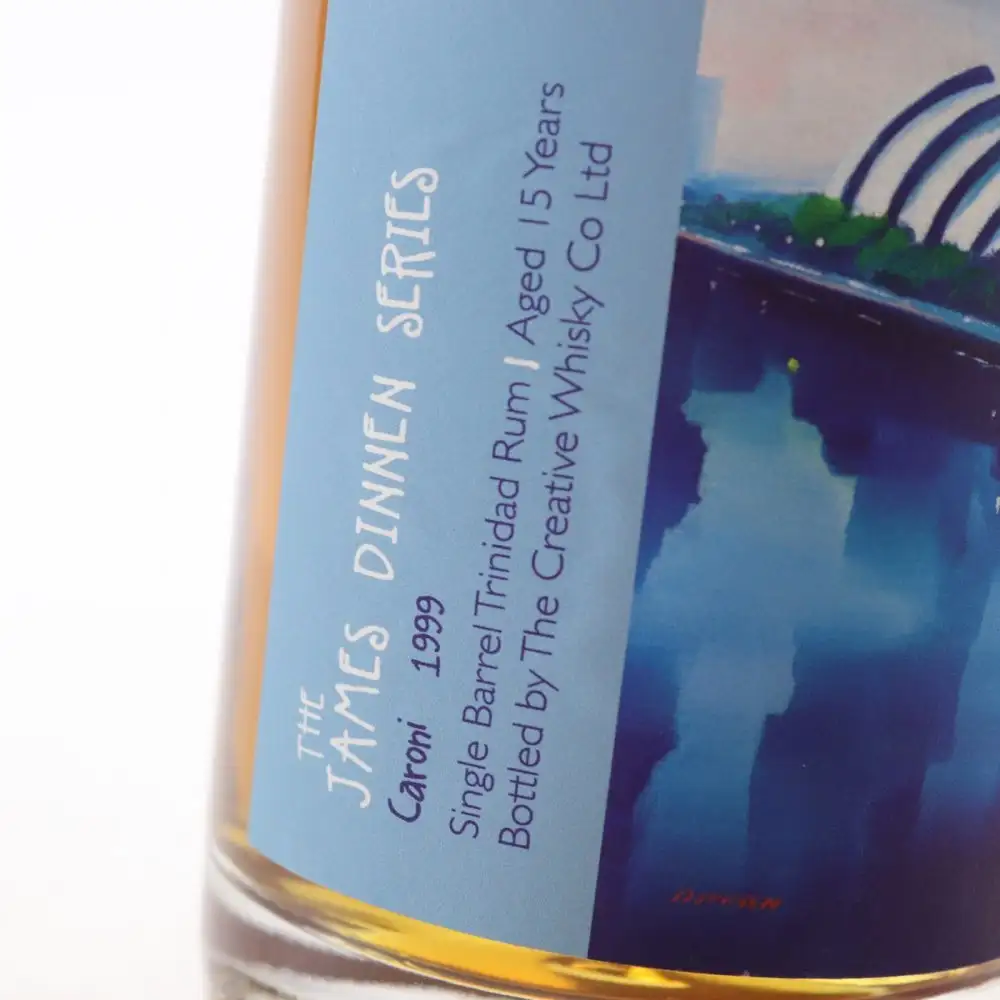 Image haute résolution de Creative Whisky Company Caroni The James Dinnen Series 1999
