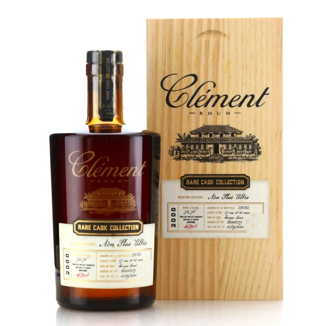 Bottle of Clément Rare Cask Collection Non Plus Ultra 2000