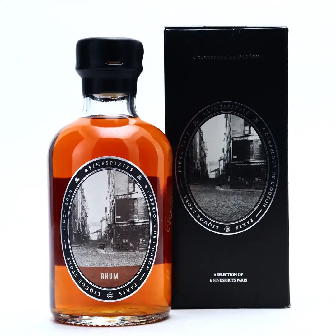 Bottle of LMDW Beenleigh 6 Carrefour de l'Odéon 2015