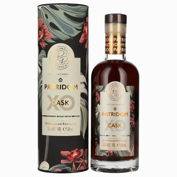 Bottle of Oliver & Oliver Ron Esclavo XO Cask