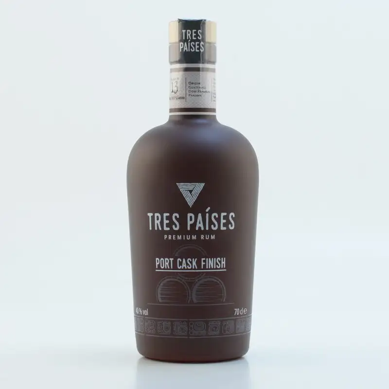 Bottle of Berentzen Tres Paìses Port Cask Finish